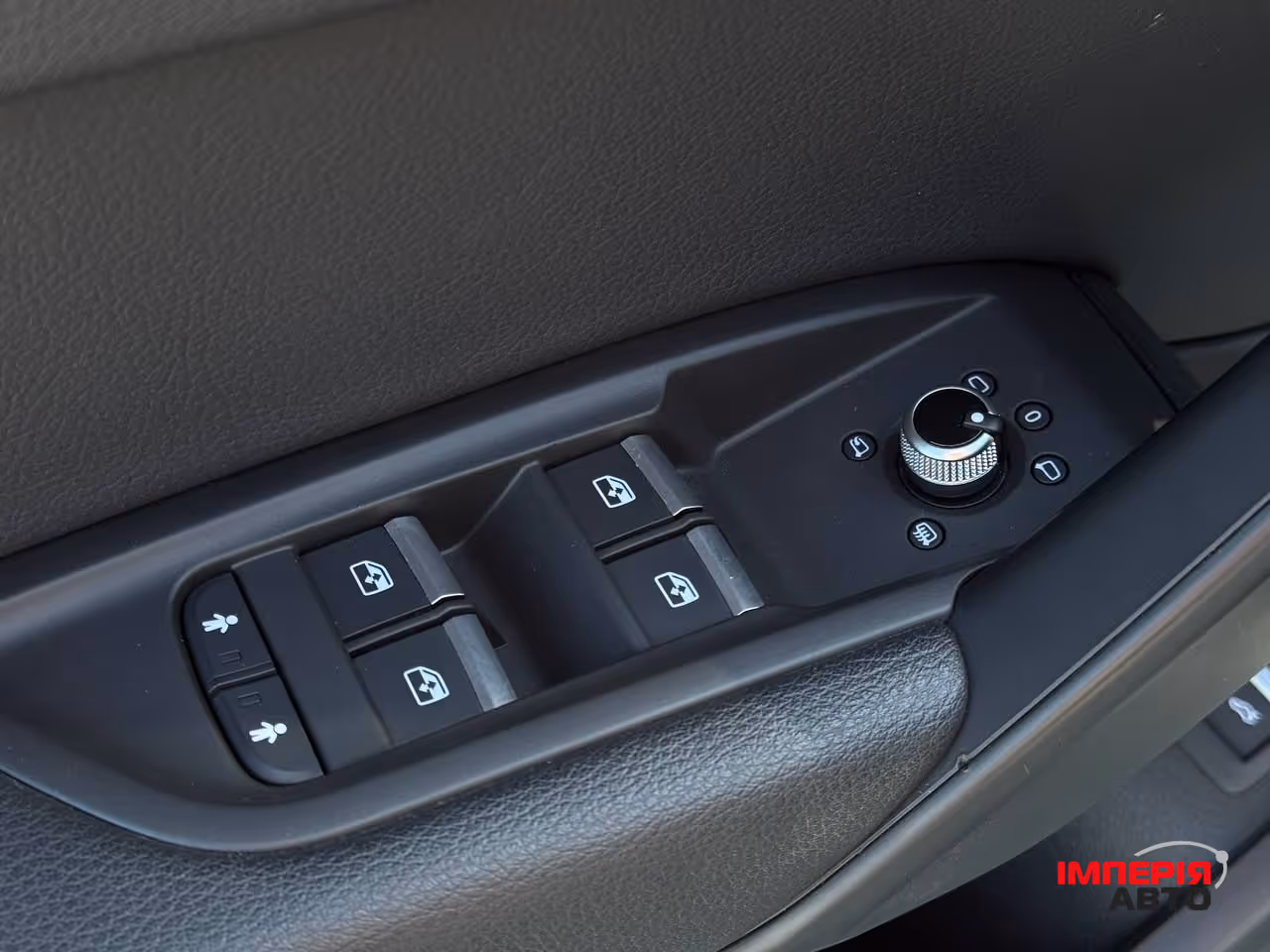 Audi Q5 - фото 33
