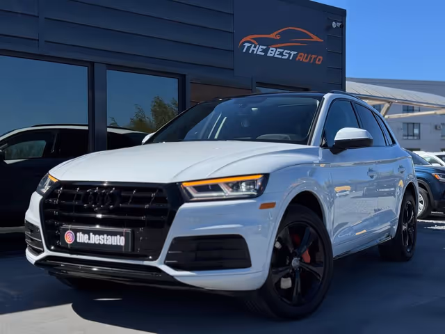 Audi Q5 - фото 1