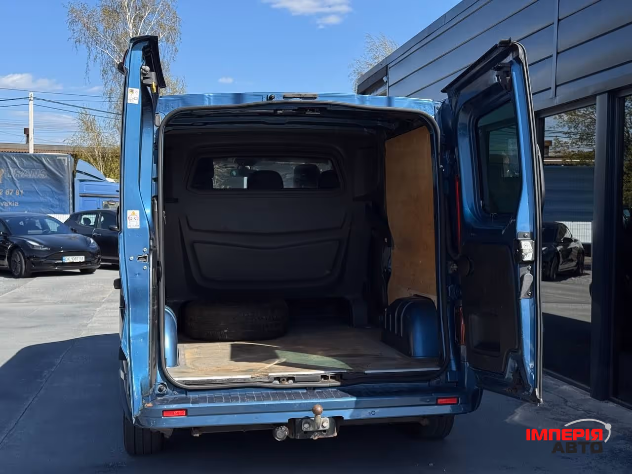 Opel Vivaro - фото 20