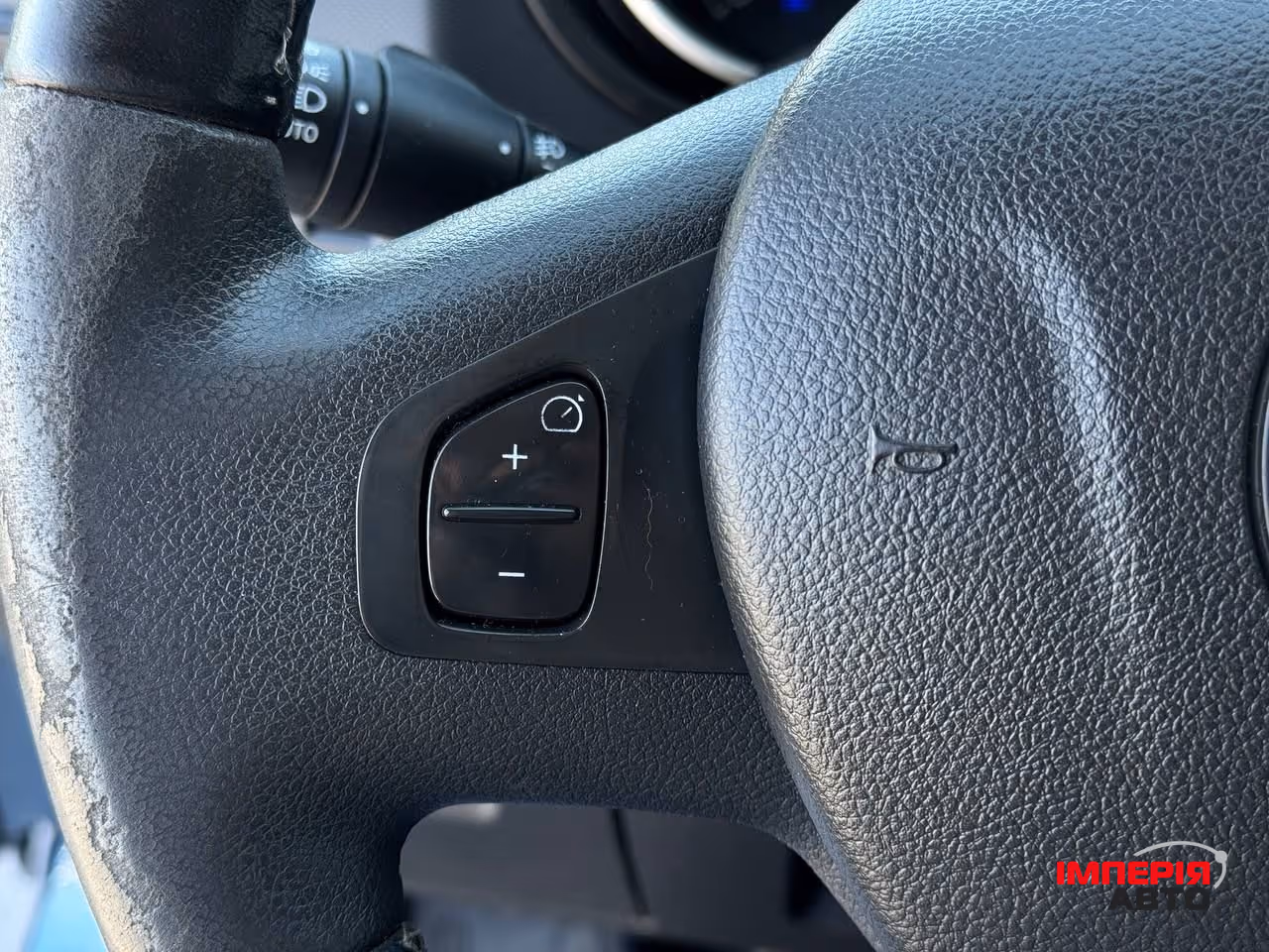 Opel Vivaro - фото 43