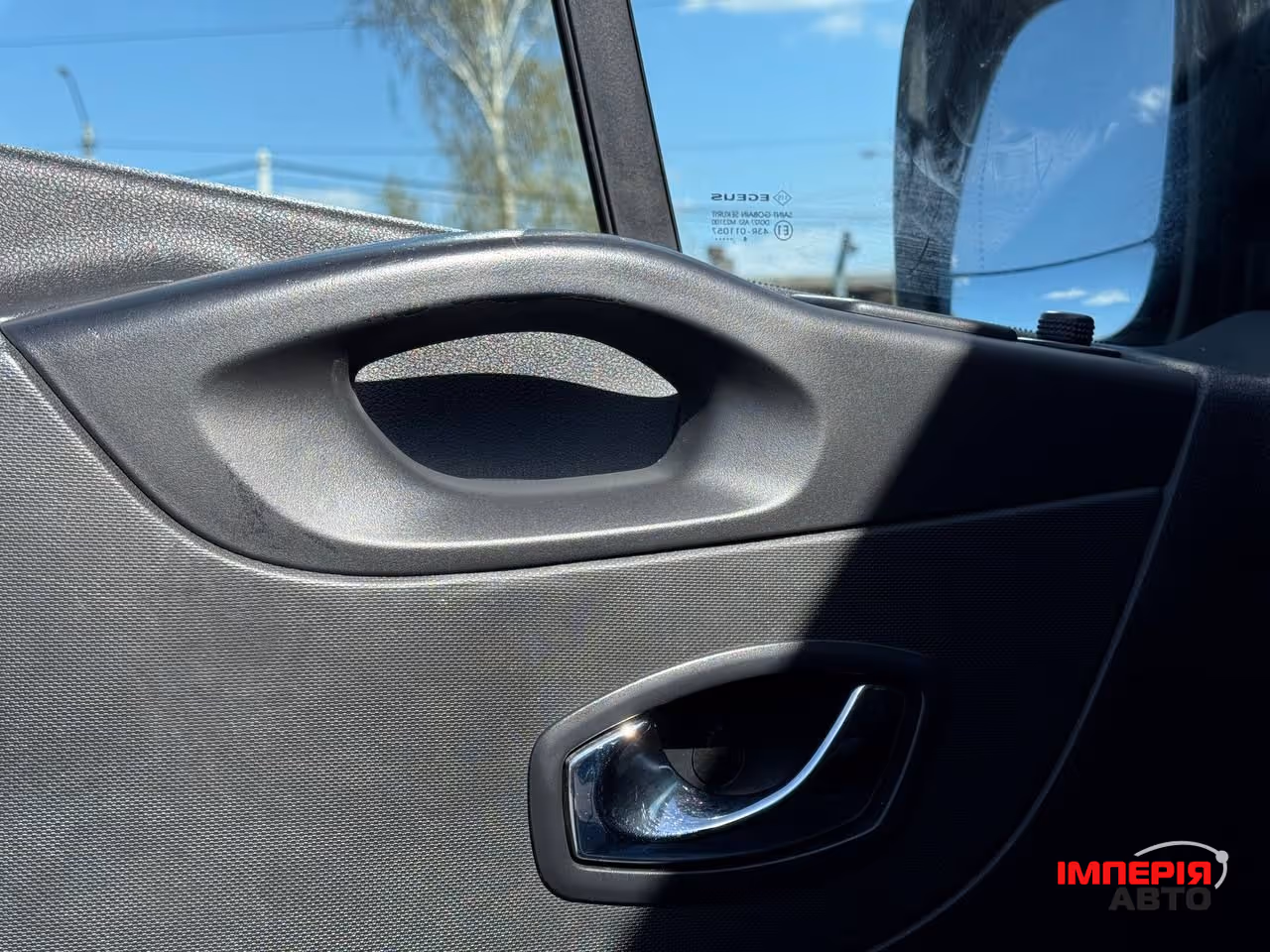 Opel Vivaro - фото 29