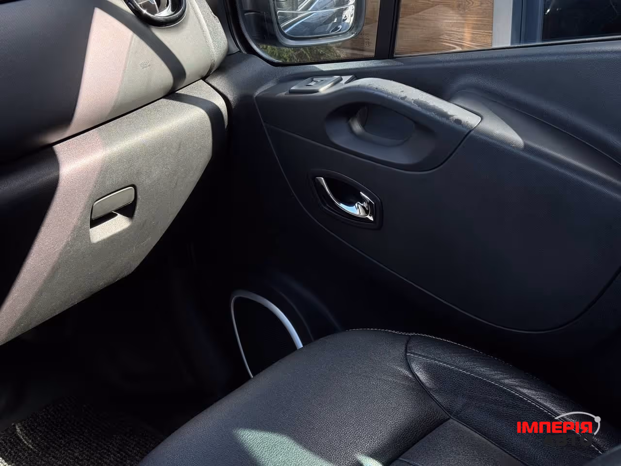 Opel Vivaro - фото 63