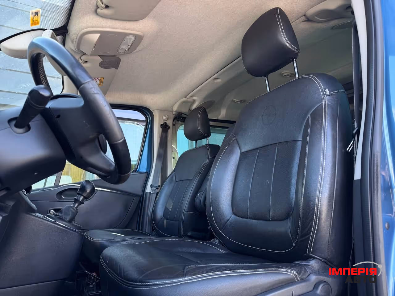 Opel Vivaro - фото 31