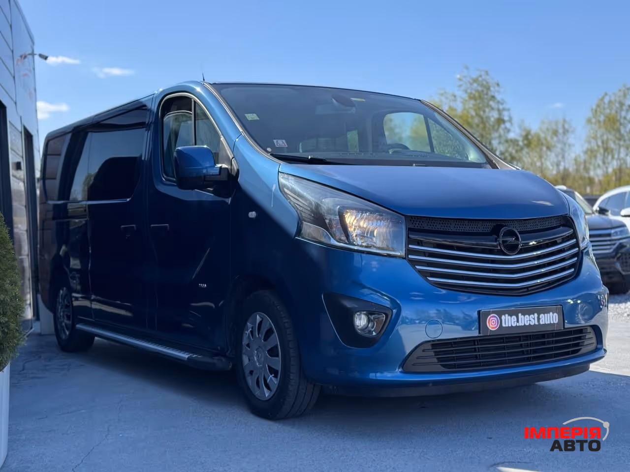 Opel Vivaro - фото 7