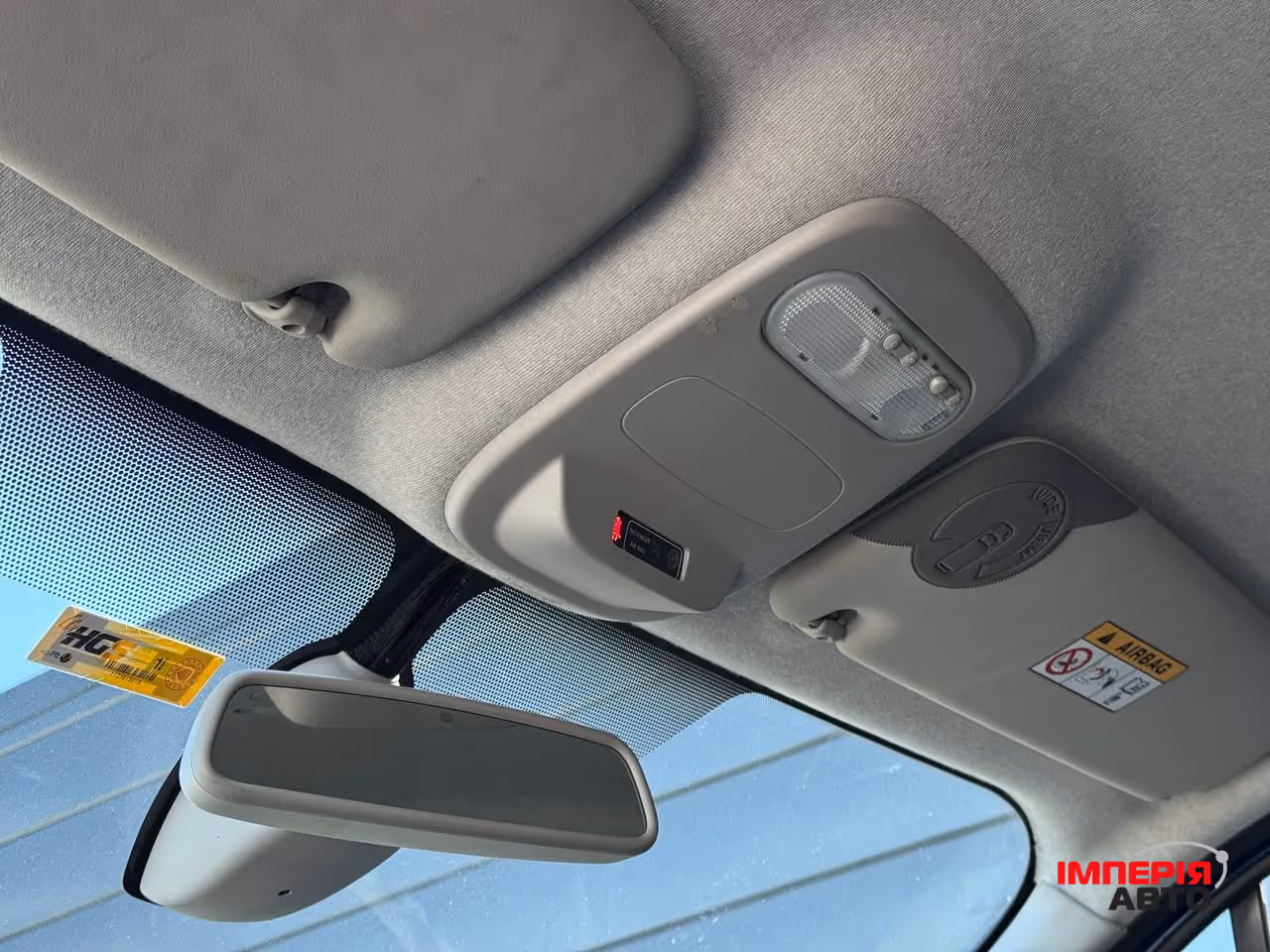 Opel Vivaro - фото 35