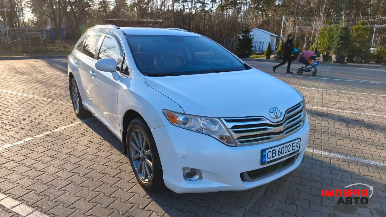 Toyota Venza - фото 1