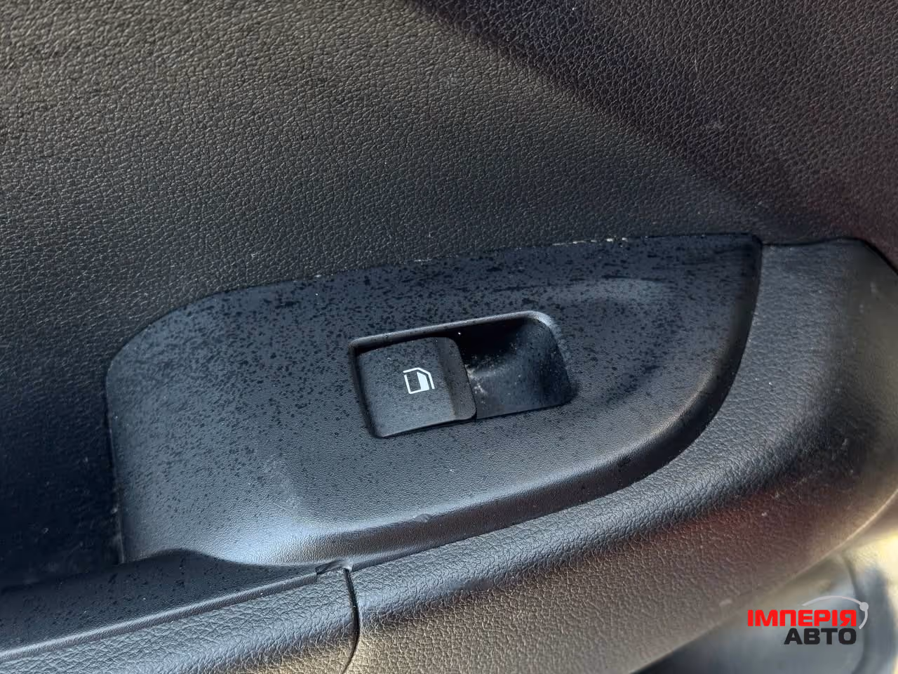 Hyundai Venue - фото 45