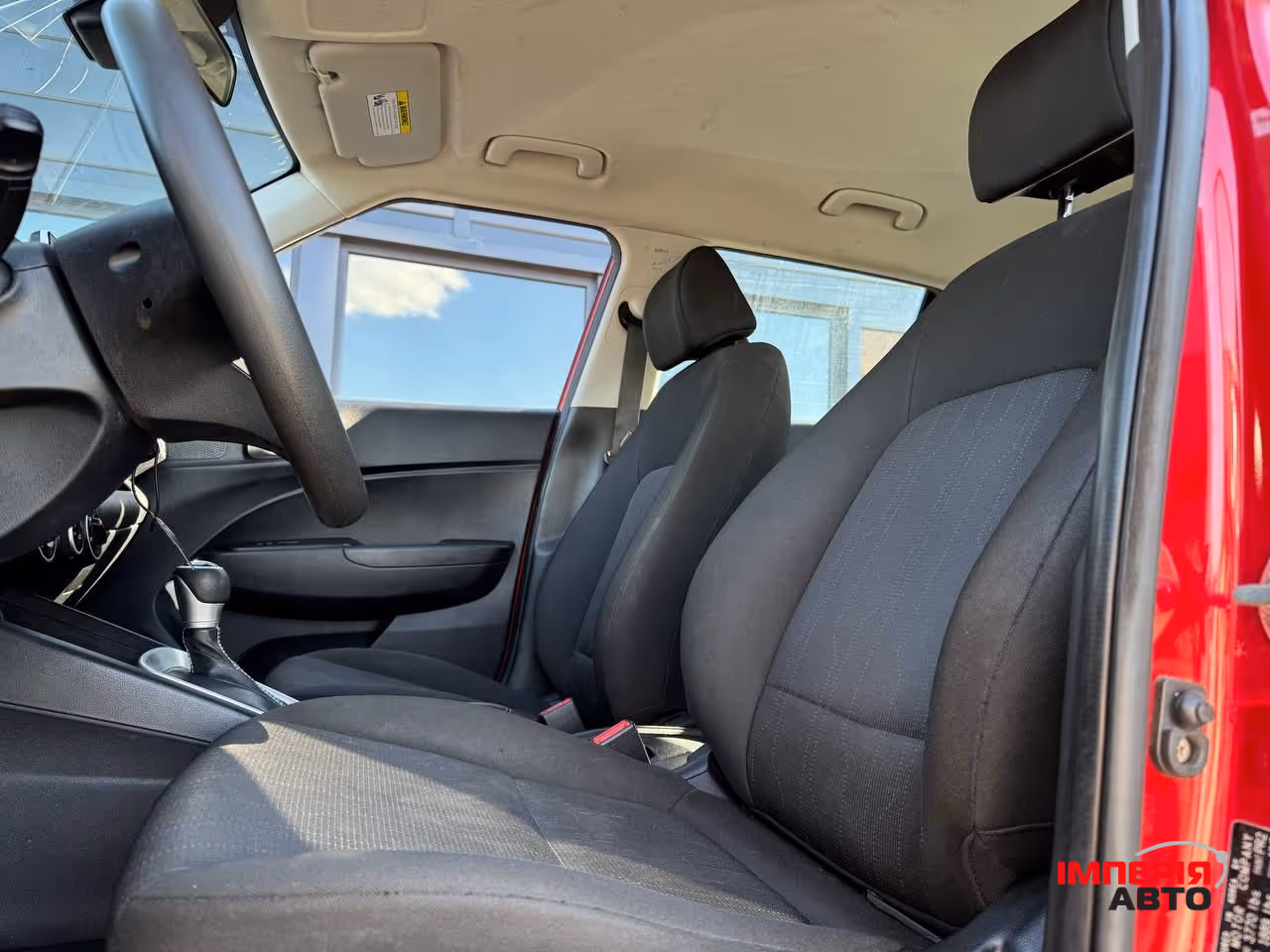 Hyundai Venue - фото 25