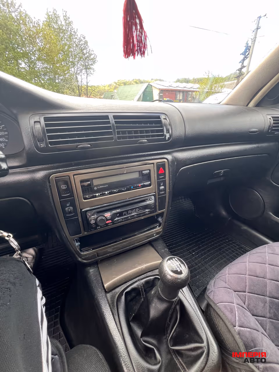 Volkswagen Passat - фото 11