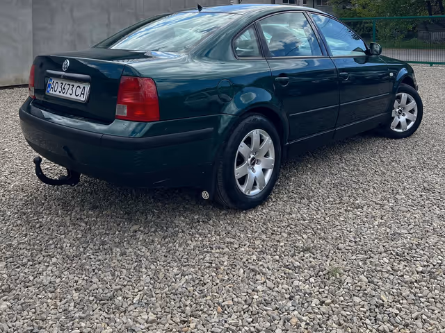 Volkswagen Passat - фото 4
