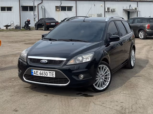 Ford Focus - фото 3