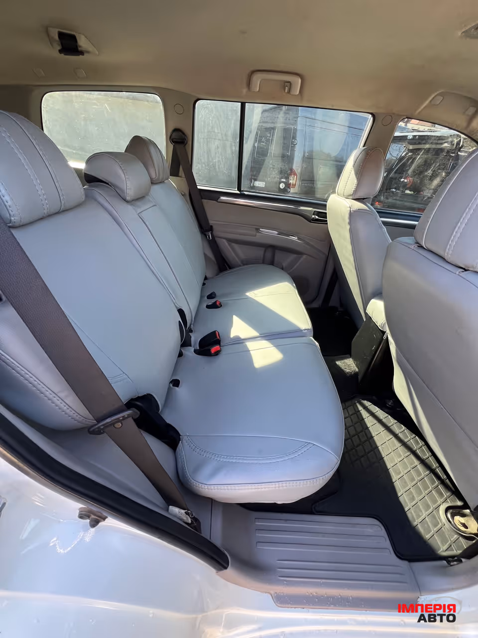 Mitsubishi Pajero Sport - фото 9