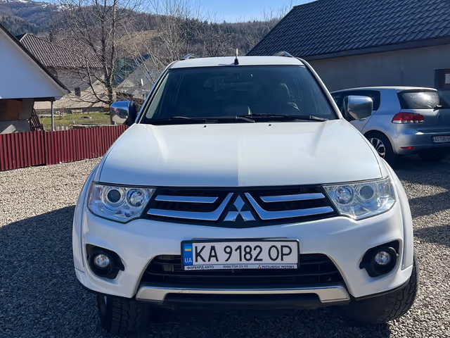 Mitsubishi Pajero Sport - фото 2