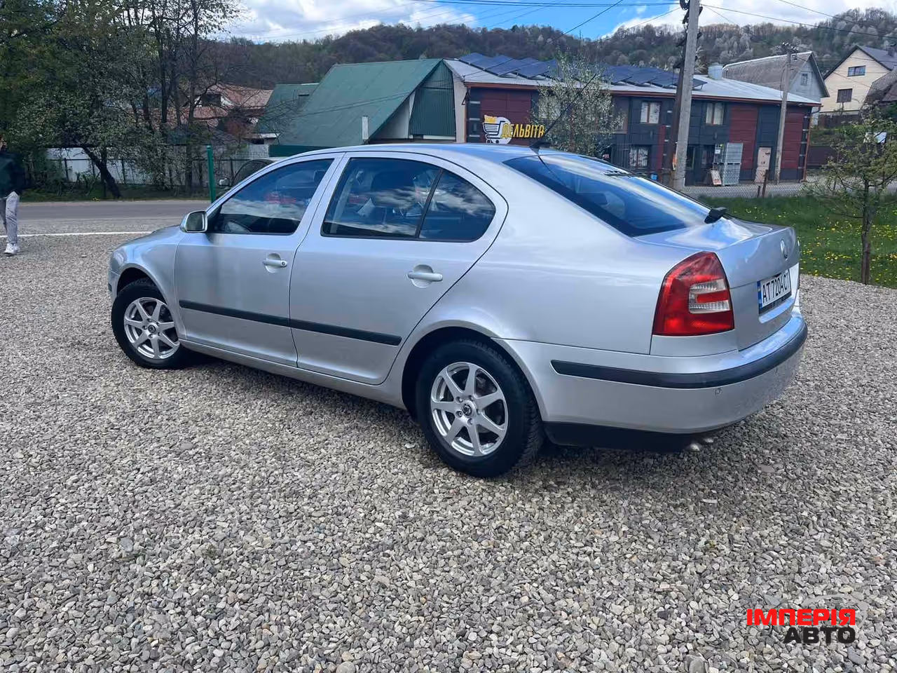 Skoda Octavia - фото 4