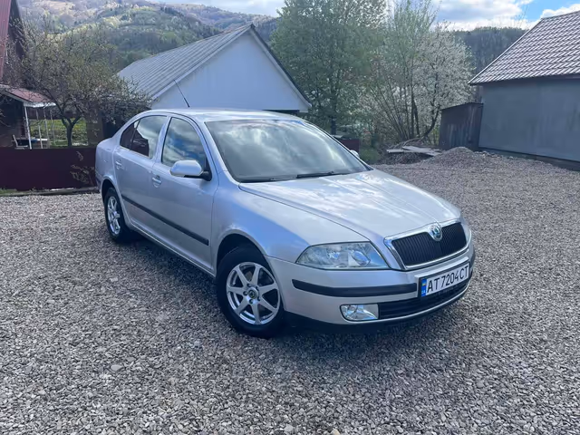 Skoda Octavia - фото 1