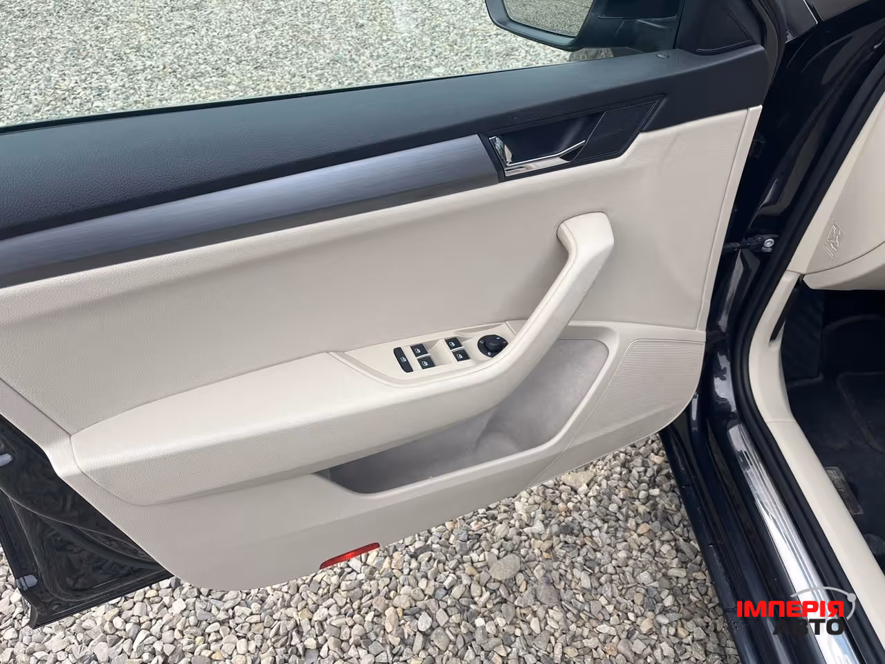 Skoda Superb - фото 12