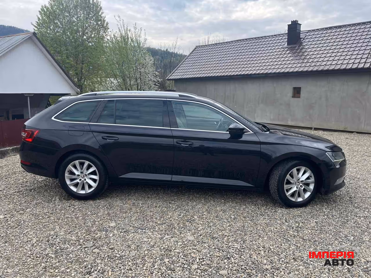 Skoda Superb - фото 3