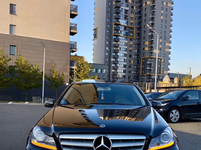 Mercedes-Benz C-Класс - фото 2