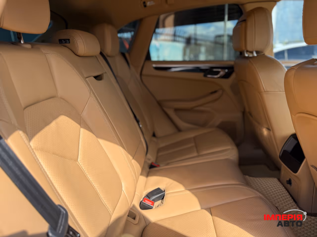 Porsche Macan - фото 13
