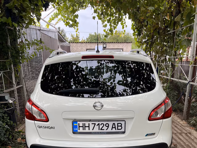 Nissan Qashqai - фото 2