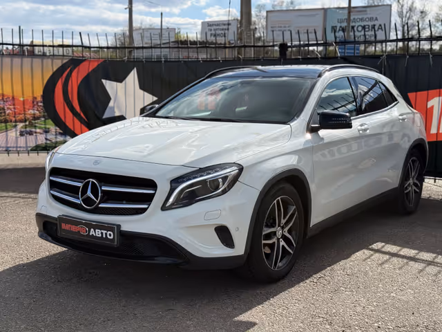 Mercedes-Benz GLA - фото 1