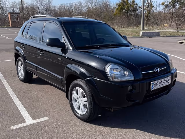 Hyundai Tucson - фото 1