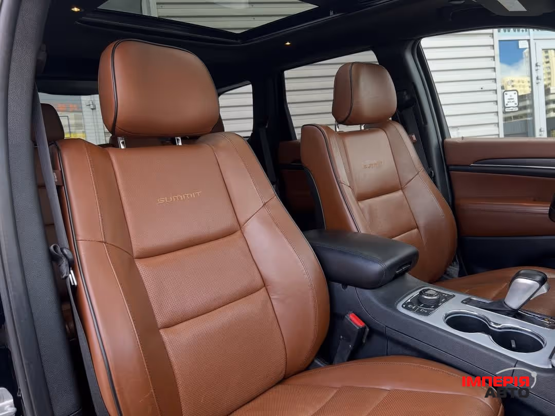 Jeep Grand Cherokee - фото 9