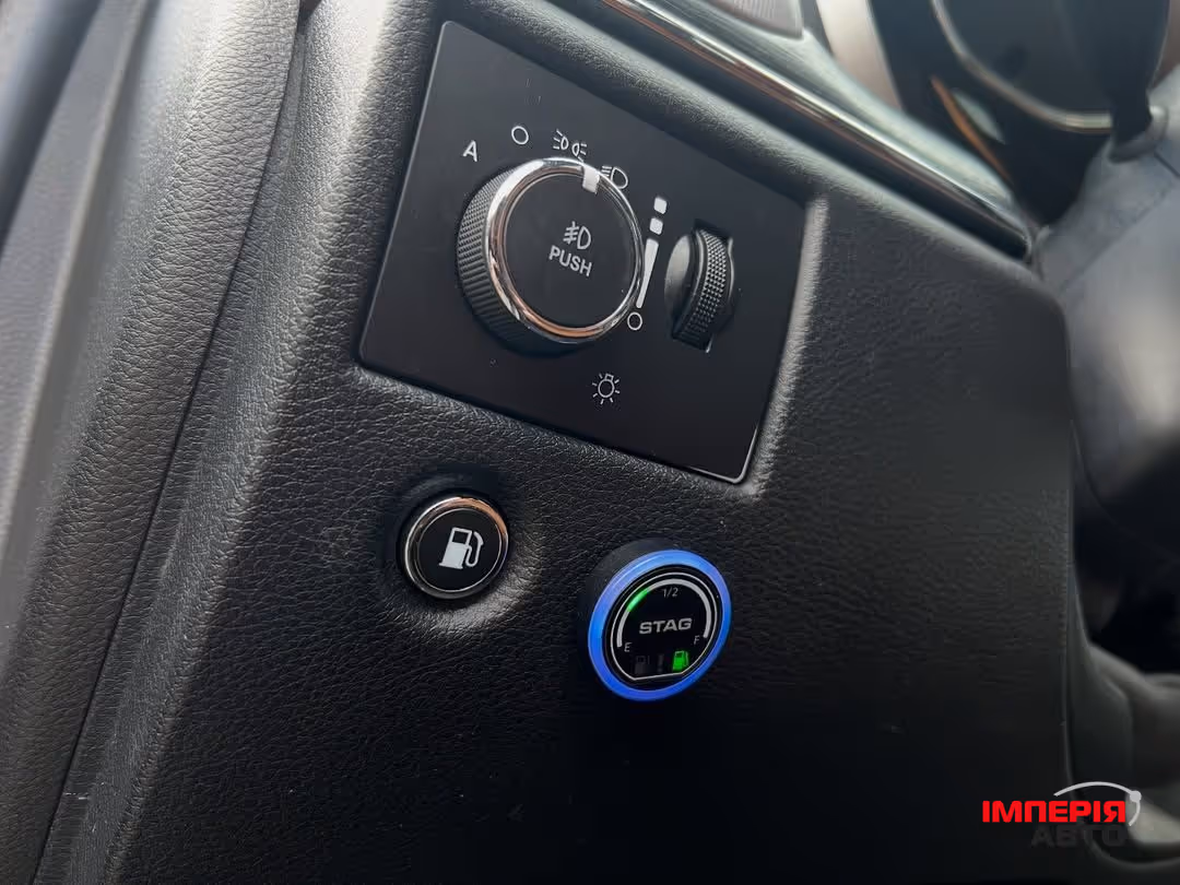 Jeep Grand Cherokee - фото 6
