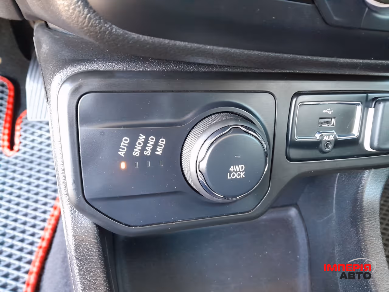 Jeep Renegade - фото 65