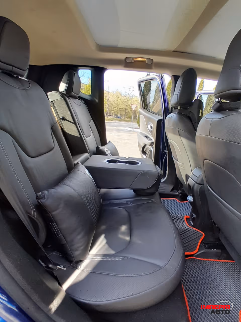 Jeep Renegade - фото 50