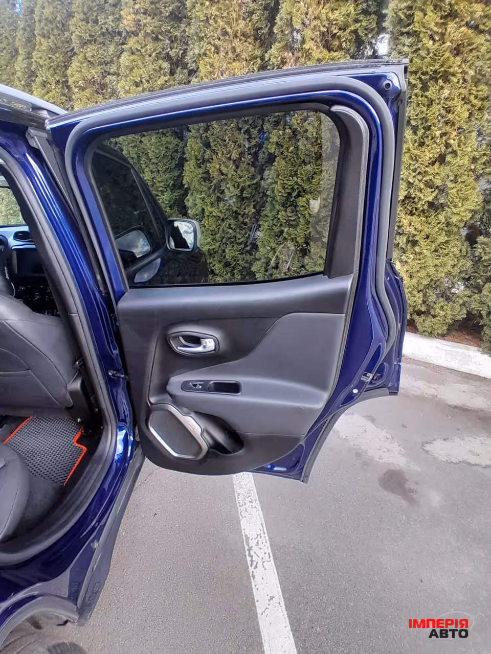 Jeep Renegade - фото 22