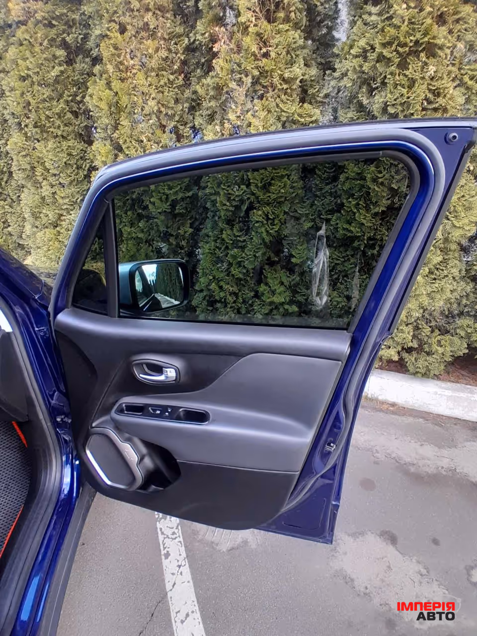 Jeep Renegade - фото 23