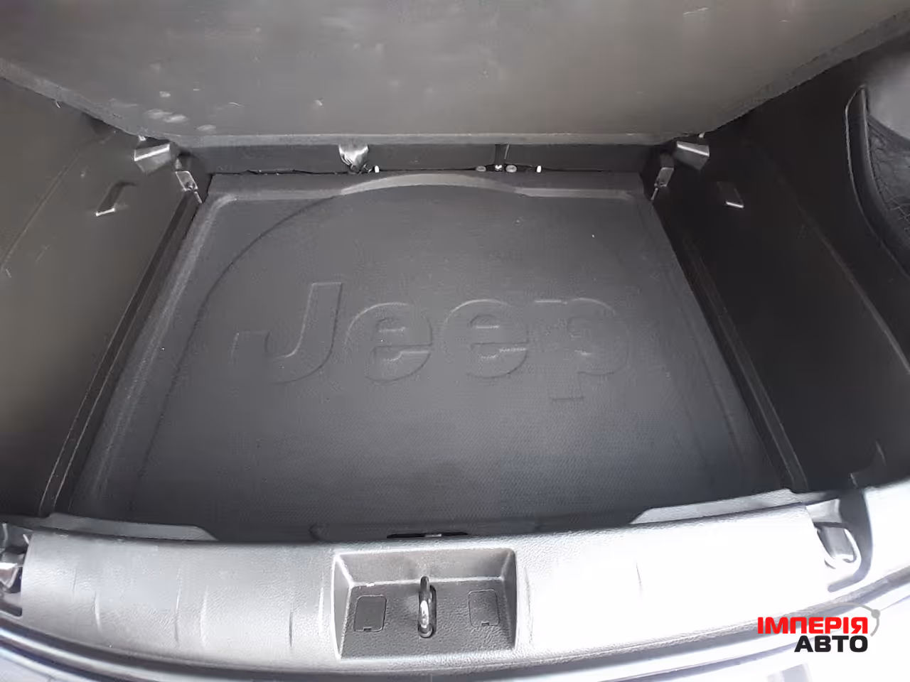 Jeep Renegade - фото 37