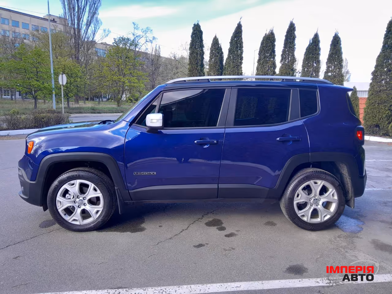 Jeep Renegade - фото 10