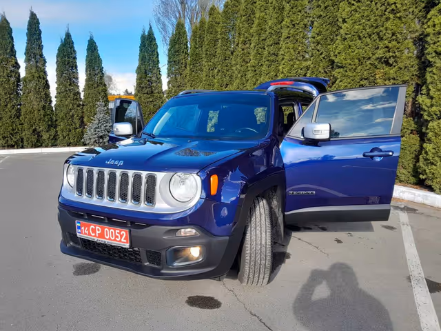 Jeep Renegade - фото 3