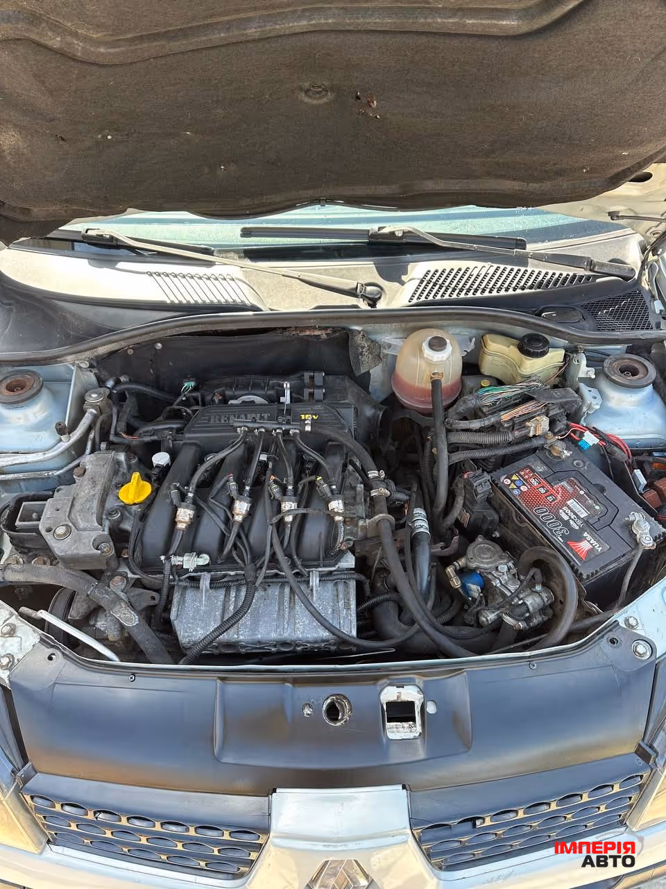 Renault Clio - фото 9