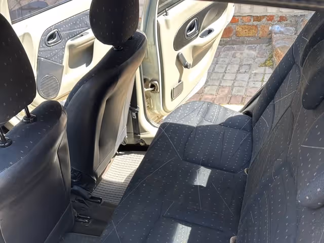 Renault Clio - фото 5