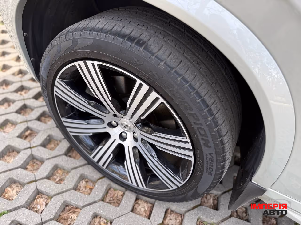 Volvo XC90 - фото 47