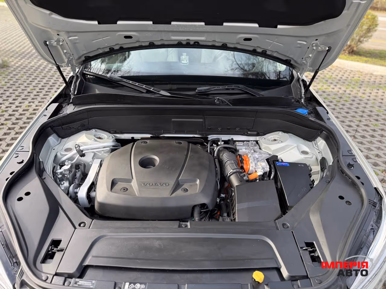 Volvo XC90 - фото 42