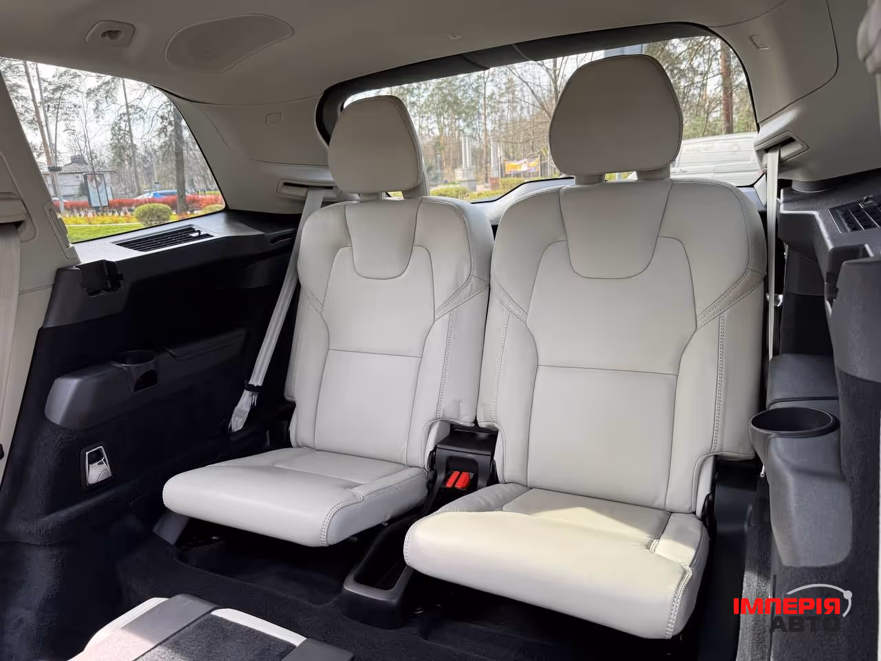 Volvo XC90 - фото 39