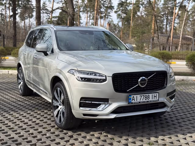 Volvo XC90 - фото 2