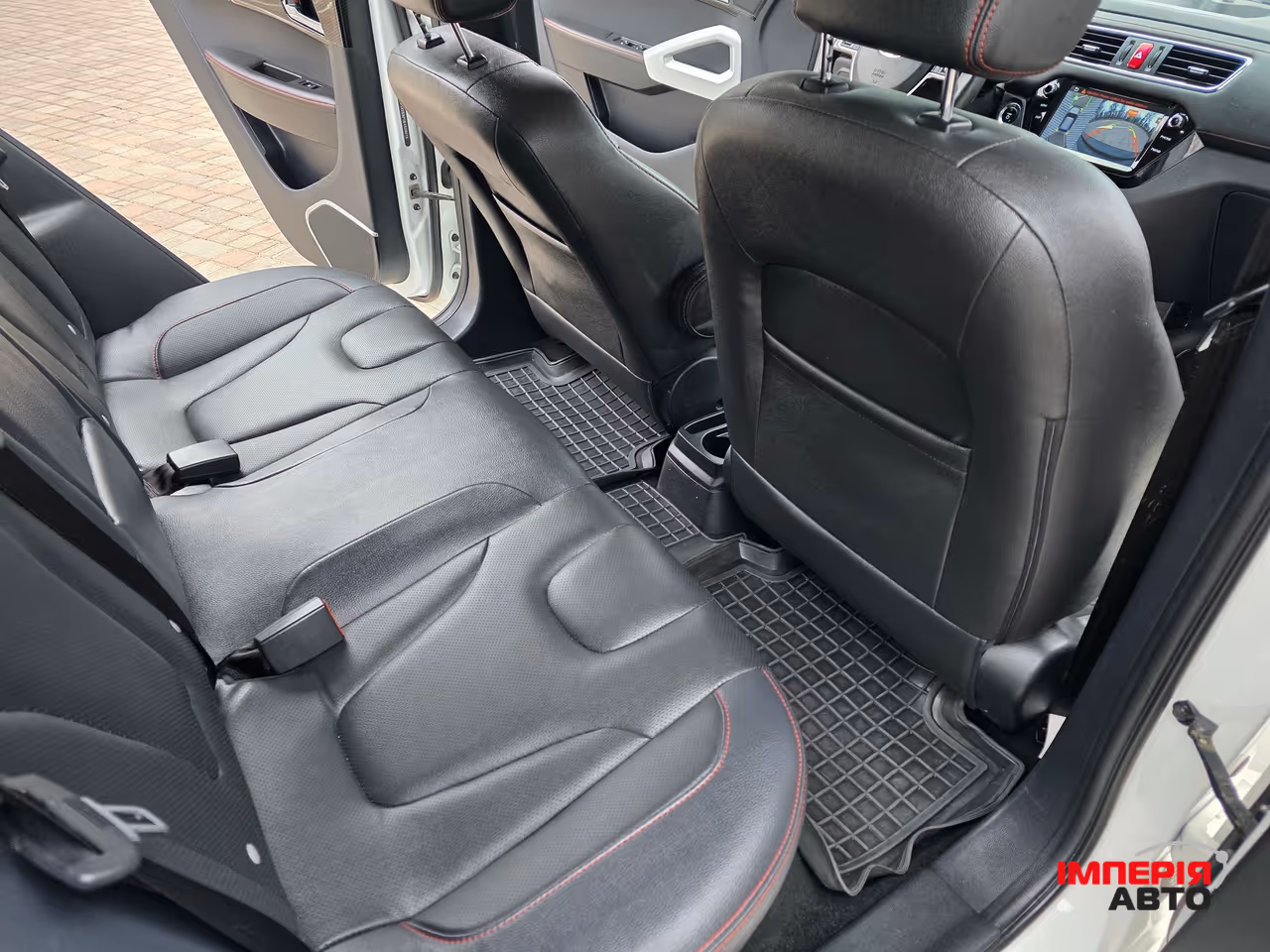 JAC iEV7S - фото 17