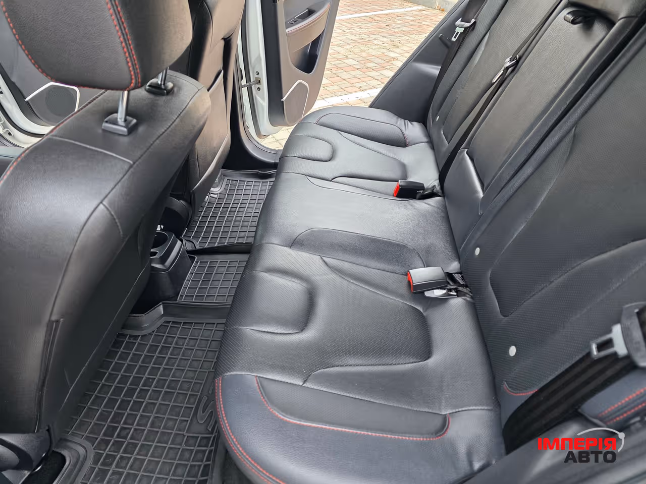 JAC iEV7S - фото 13