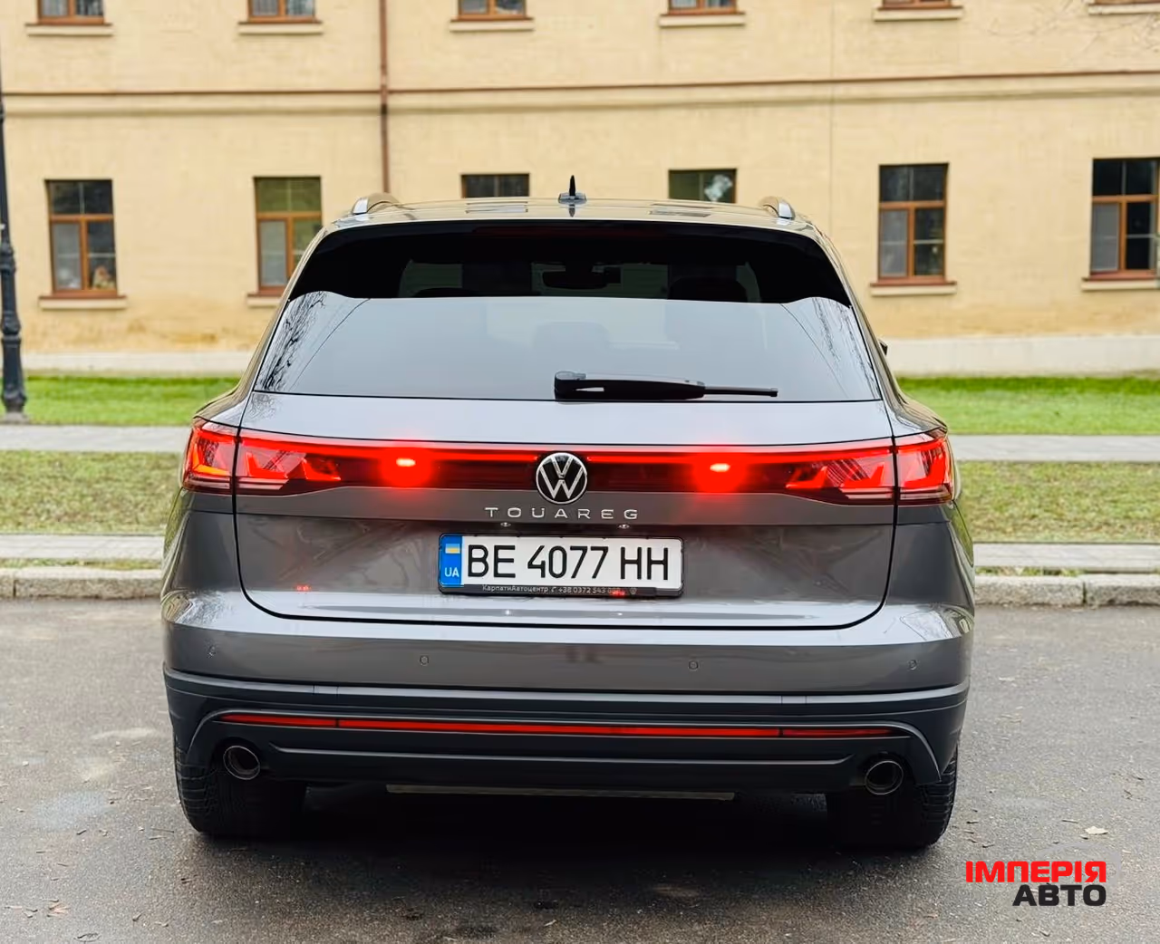Volkswagen Touareg - фото 4