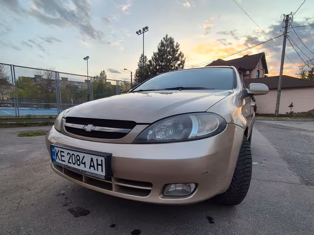 Chevrolet Lacetti - фото 1
