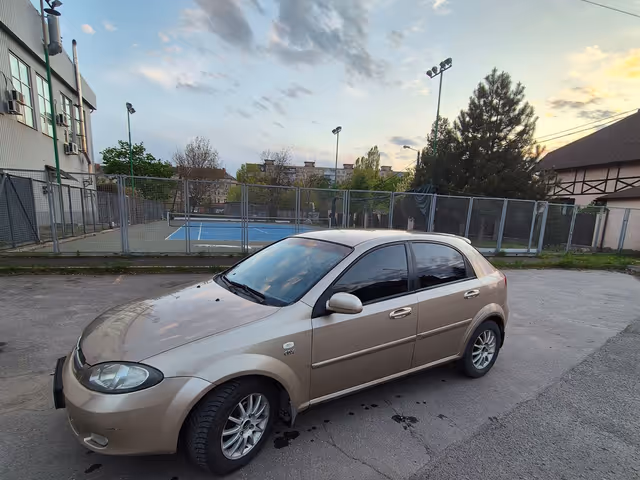 Chevrolet Lacetti - фото 3