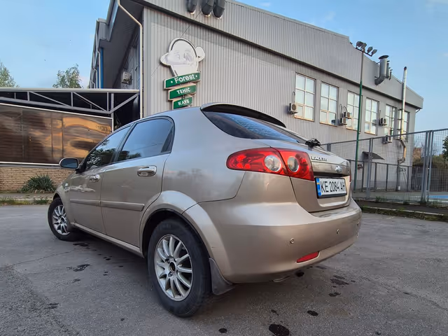 Chevrolet Lacetti - фото 5