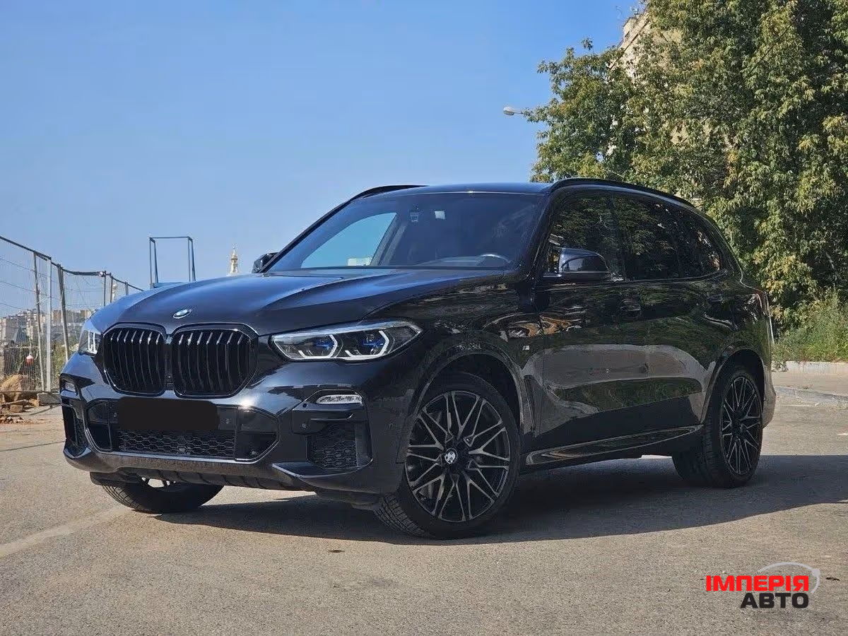 BMW X5 - фото 1