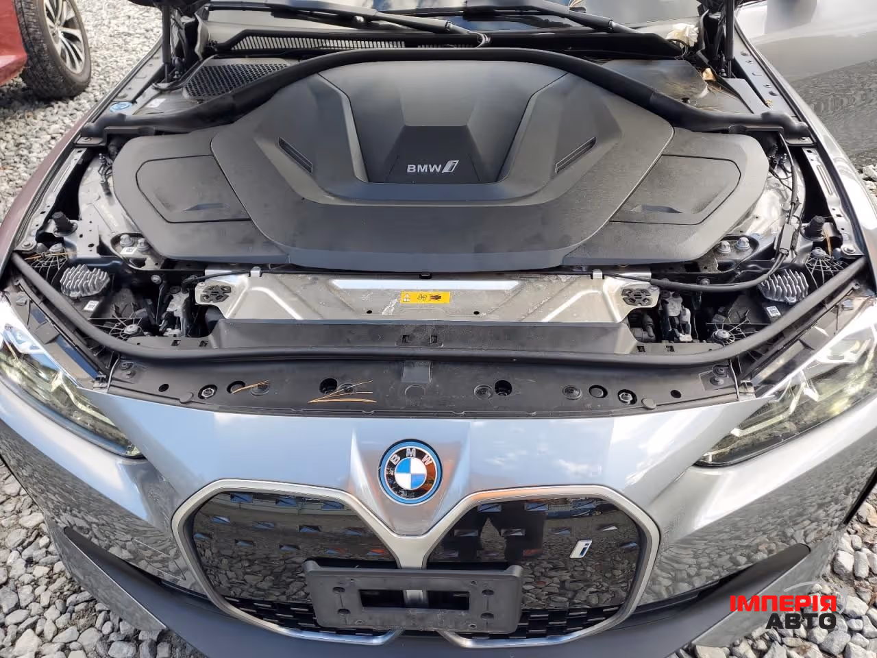 BMW i4 - фото 11