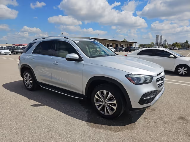 Mercedes-Benz GLE - фото 2